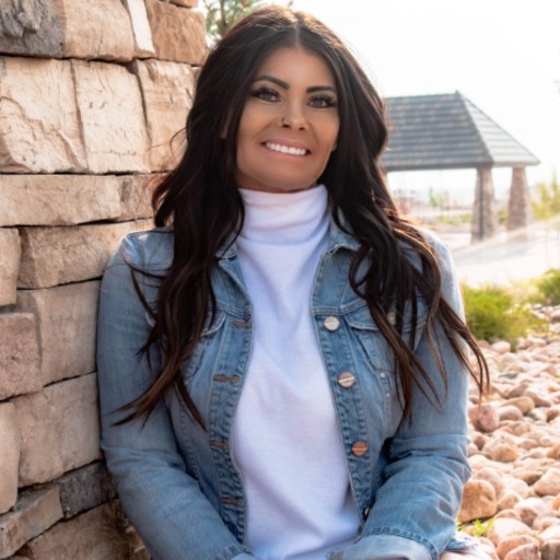 Danyell Banderas Photo
