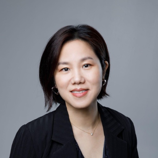 Lucy Cao Photo